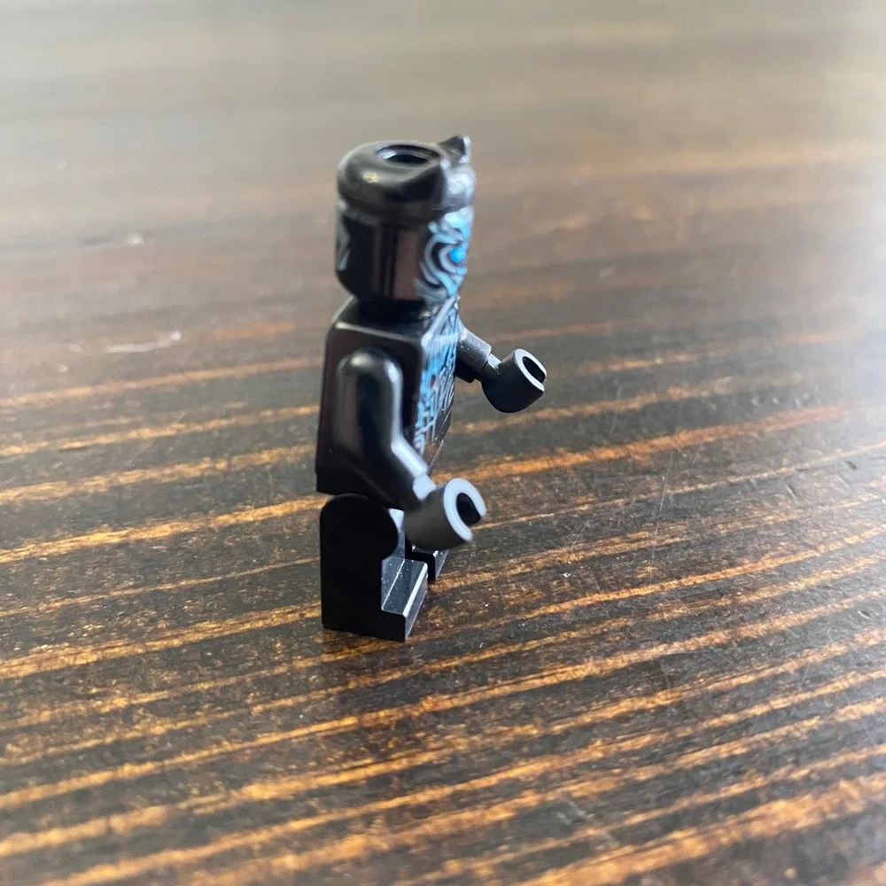 Genuine Lego Marvel‎ 76099 Metallic Blue Black Panther Minifigure